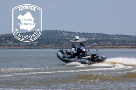 Figyeljünk a viharjelzésre! - többen is bajba jutottak a Velencei-tavon